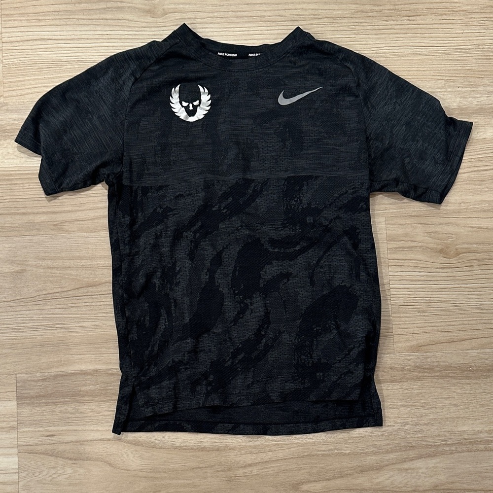 Nike Oregon project Black Camouflage-Print Performance Tee with Silver Swoosh
